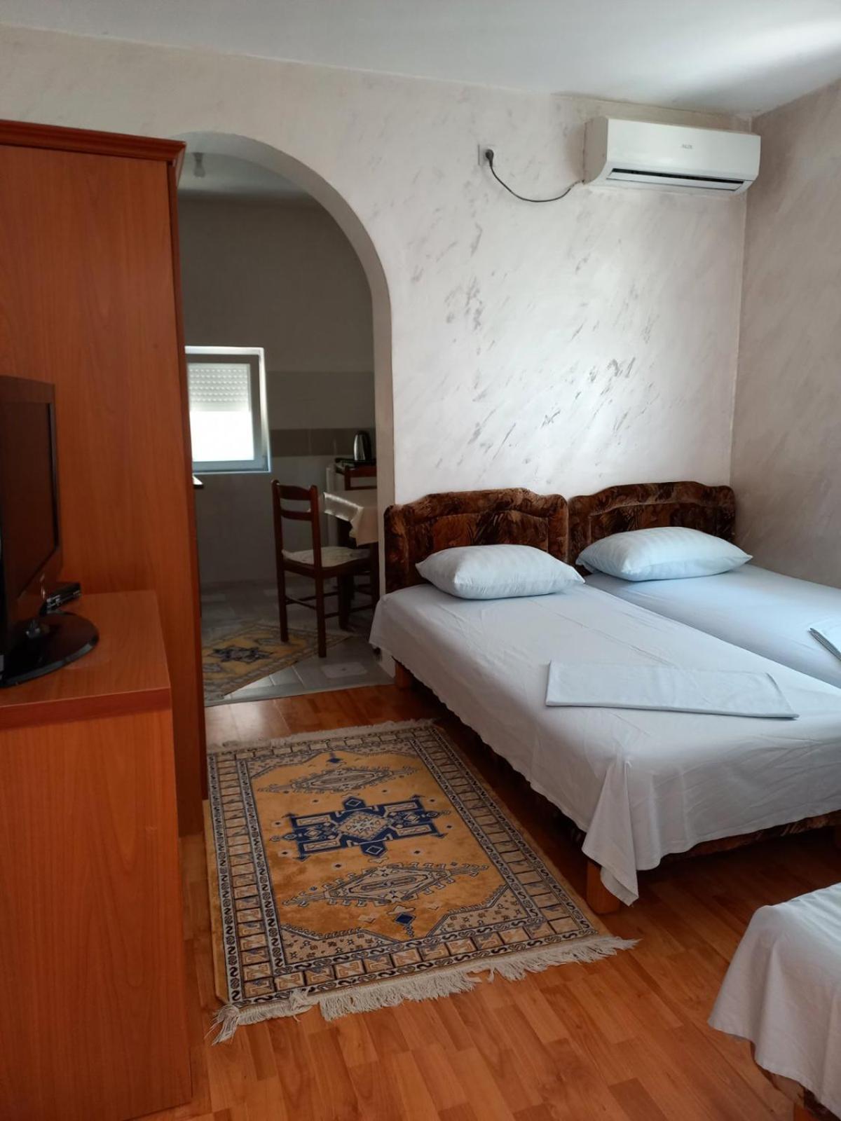 Apartmani Palma Sutomore Eksteriør billede